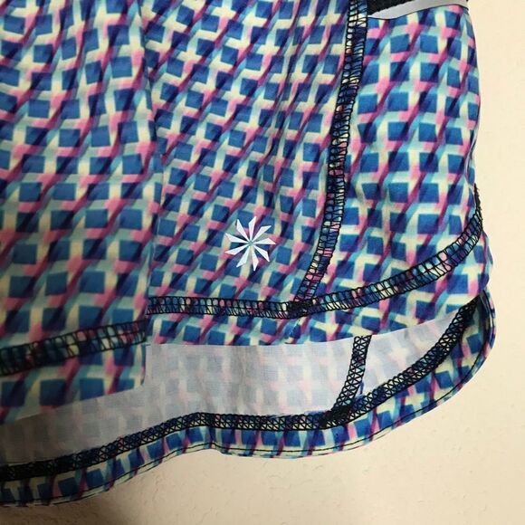 Athleta multi colored shorts - Picture 2 of 5